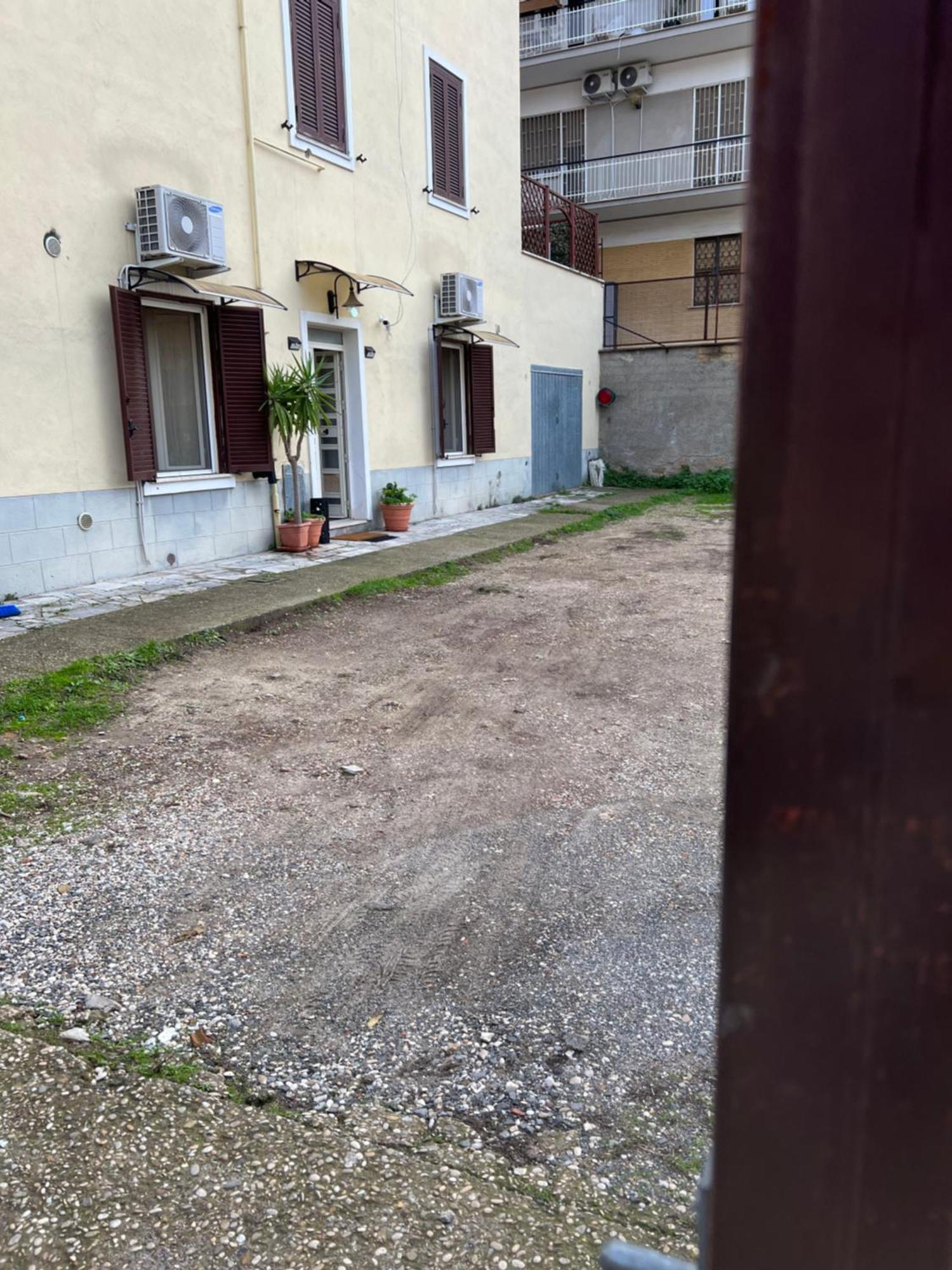 Casa Bravetta - Parking Private Apartment Rome Exterior photo